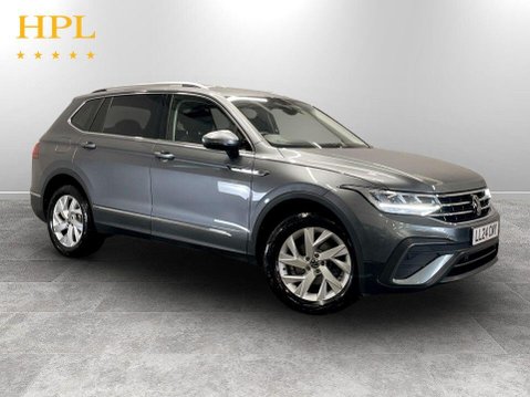 Volkswagen Tiguan Allspace 1.5 TSI Life SUV 5dr Petrol Manual Euro 6 (s/s) (150 ps) DAB Radio - Parkin 1