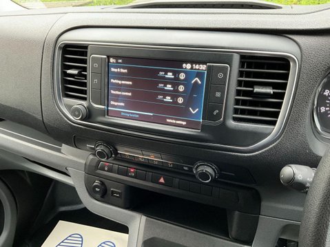 Peugeot Expert 1.5 BLUEHDI PROFESSIONAL L2 129 BHP 24