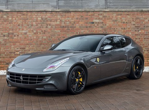 Ferrari FF 6