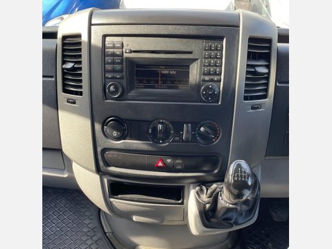Mercedes-Benz Sprinter 2.1 313 CDi RWD L2 4dr 28