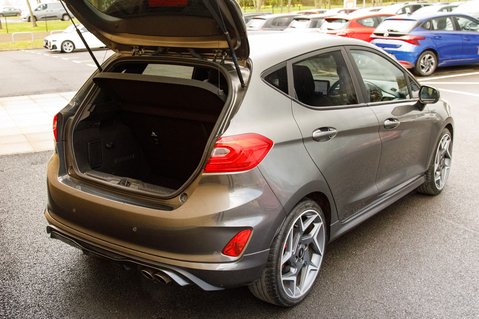 Ford Fiesta ST-3 37