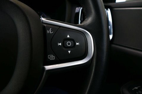 Volvo V60 2.0 V60 Momentum D4 Auto 5dr 37