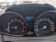 Ford Fiesta TITANIUM 22