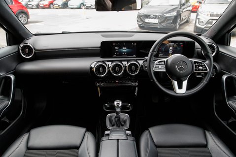 Mercedes-Benz A Class A 180 SPORT 3