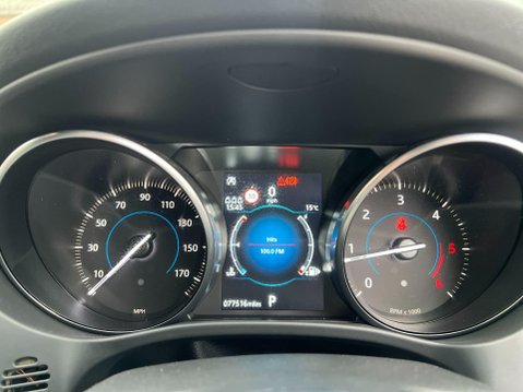 Jaguar F-Pace R-SPORT AWD 30