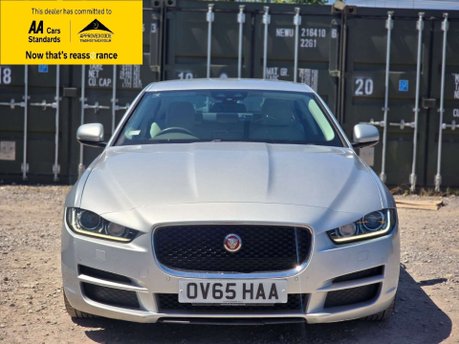 Jaguar XE 2.0d Portfolio Saloon 4dr Diesel Auto Euro 6 (s/s) (163 ps) 2
