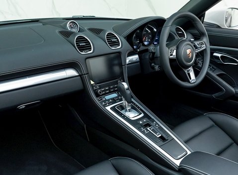 Porsche 718 Boxster Style Edition 16