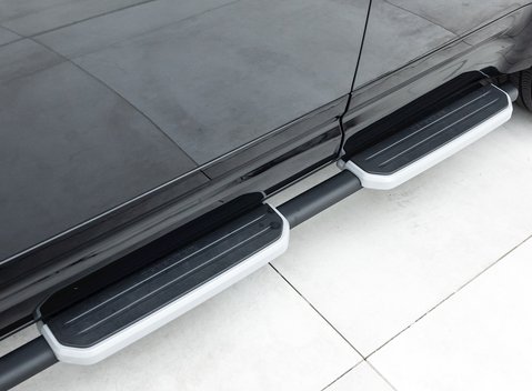 Land Rover Defender 110 V8 26