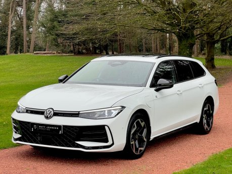 Volkswagen Passat R-LINE DSG 46