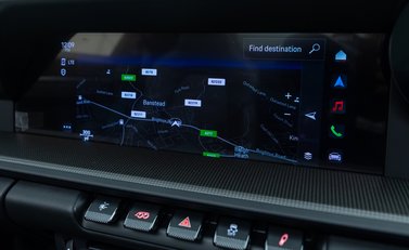 Porsche 911 Targa 4 GTS (992) 24