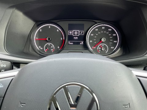 Volkswagen Transporter T30 TDI P/V STARTLINE 29