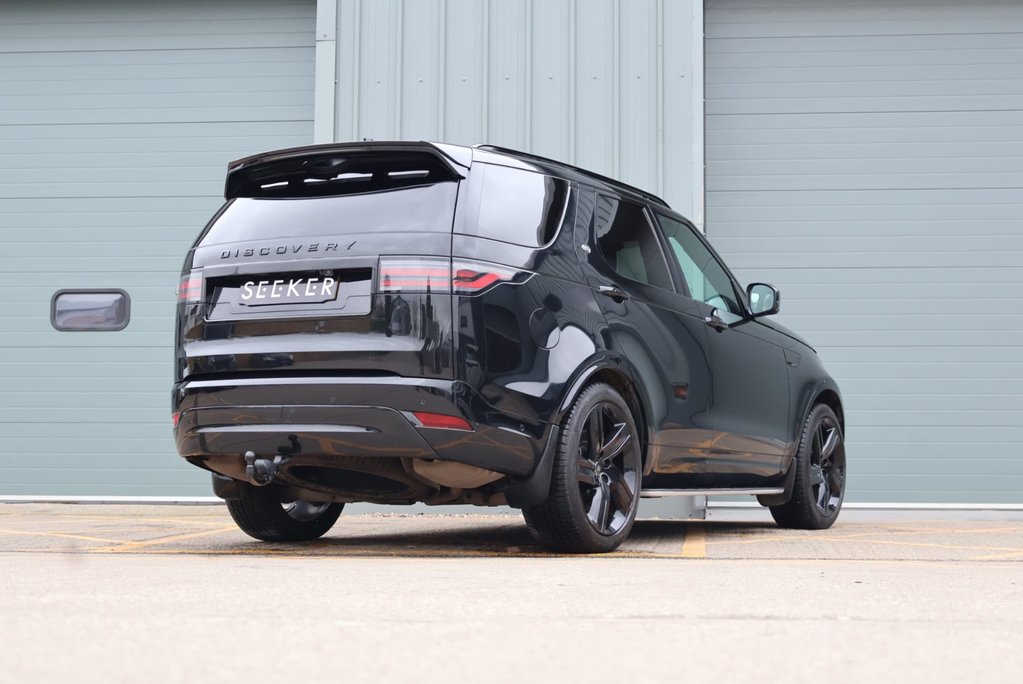 Land Rover Discovery R-DYNAMIC HSE MHEV 7 seater genuine Land Rover seats  6