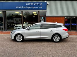 Ford Focus 1.5 Focus Titanium Auto 5dr 11