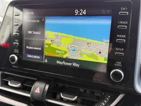 Toyota C-HR DESIGN AUTOMATIC 13
