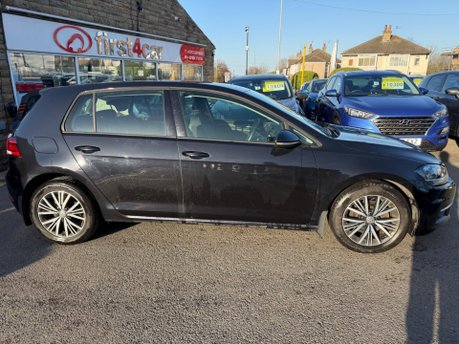 Volkswagen Golf SE NAVIGATION TDI 19