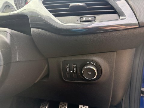 Vauxhall Corsa 1.6i Turbo VXR Euro 6 3dr 23