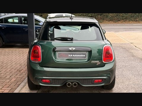 Mini Hatch 2.0 Cooper SD 5dr 10