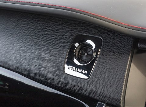 Rolls-Royce Cullinan 25