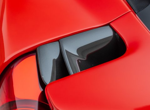 Ferrari 488 Pista Spider 38