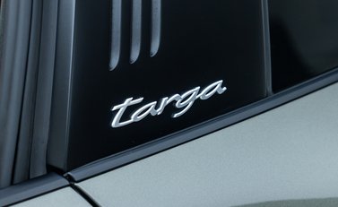 Porsche 911 Targa 4S (992) 41