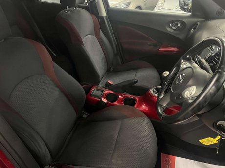 Nissan Juke 1.6 Acenta Premium Euro 5 (s/s) 5dr 12