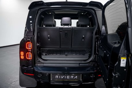 Land Rover Defender 3.0 D350 MHEV X-Dynamic HSE SUV 3dr Diesel Auto 4WD Euro 6 (s/s) (350 ps) 18