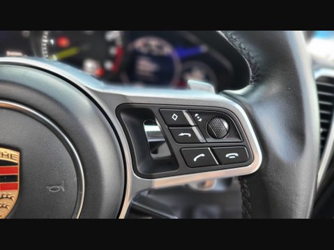 Porsche Cayenne V6 26