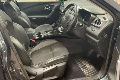 Renault Kadjar 1.3 TCe Dynamique S Nav SUV 5dr Petrol Manual Euro 6 (s/s) (140 ps) 9