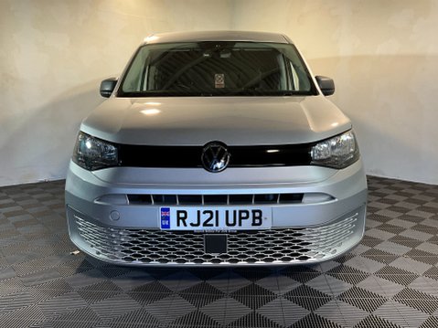 Volkswagen Caddy 2.0 TDI C20 Commerce Plus SWB Euro 6 (s/s) 5dr 39