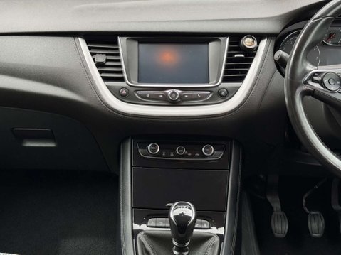 Vauxhall Grandland X 1.2 Grandland X SE T S/S 5dr 33