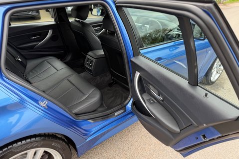 BMW 3 Series 320D XDRIVE M SPORT TOURING -CAMERA -MEMORY SEATS -POWERFOLD -BUSINESS PACK 30