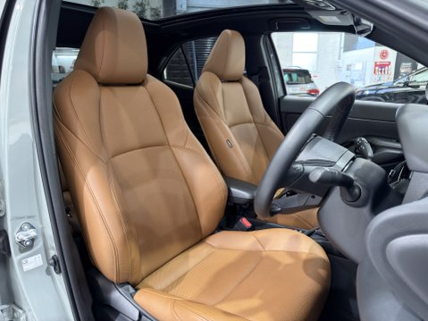 Toyota Yaris Cross PREMIERE EDITION 33