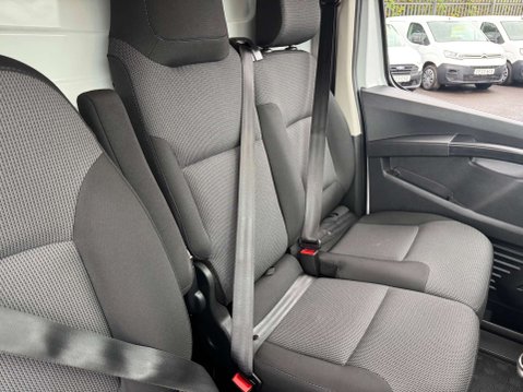 Renault Trafic 2.0 dCi Blue SL28 Business+ Panel Van 5dr Diesel Manual L1 H1 Euro 6 (s/s) 22