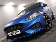 Ford Focus ST-LINE X 32