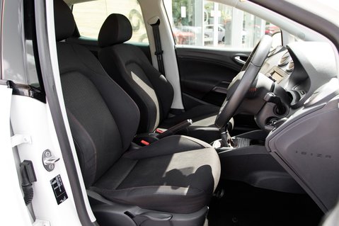 SEAT Ibiza TSI FR TECHNOLOGY 33