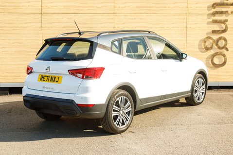 SEAT Arona TSI SE TECHNOLOGY 2