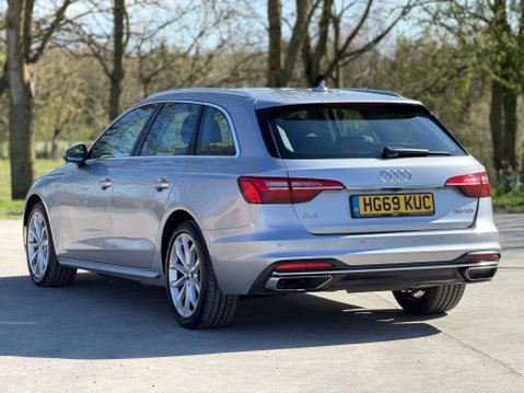 Audi A4 2.0 A4 Sport 30 TDI Semi-Auto 5dr 3