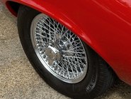 Jaguar E-Type 2+2 37
