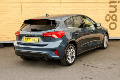 Ford Focus TITANIUM X 2