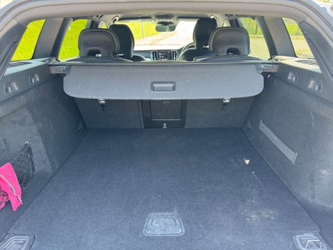 Volvo V60 2.0 V60 R-Design+ D3 Auto 5dr 10