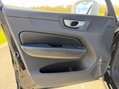 Volvo XC60 2.0 D4 R-Design Pro Auto AWD Euro 6 (s/s) 5dr 52