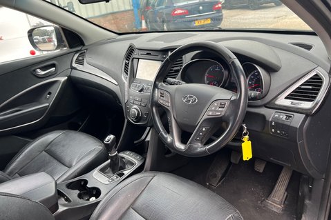 Hyundai SANTA FE PREMIUM CRDI - PART EXCHANGE TO CLEAR - MOT NOVEMBER 17