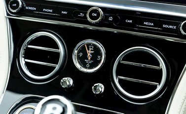 Bentley Continental GT W12 17
