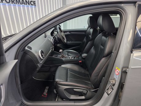 Audi RS3 2.5 TFSI Sportback 5dr Petrol S Tronic quattro Euro 6 (s/s) (400 ps) 14