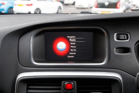 Volvo V40 T2 INSCRIPTION 21