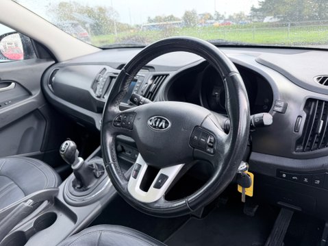 Kia Sportage 2.0 CRDI KX-3 SAT NAV 9