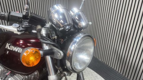 Kawasaki Zephyr 1995 GREAT RUNNING CLEAN PROJECT BIKE 550CC CUSTOM RETRO 23