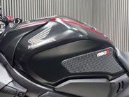 Honda CBR 2020 ONLY 790 MILES LONG MOT SERVICED SPORTS BIKE 650CC 27