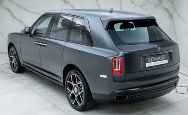 Rolls-Royce Cullinan Black Badge 10
