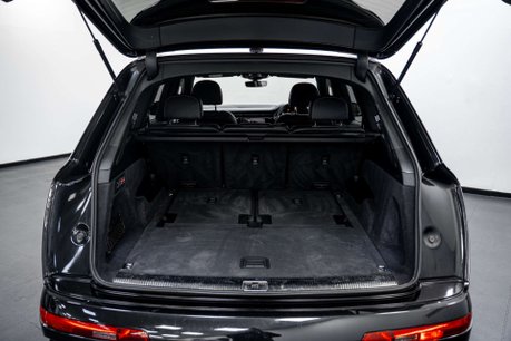 Audi Q7 3.0 Q7 Black Edition 55 TFSI MHEV Quattro Auto 4WD 5dr 5